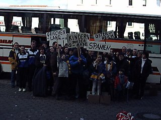 alle vor dem bus 2