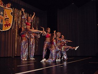 Tänze 2001